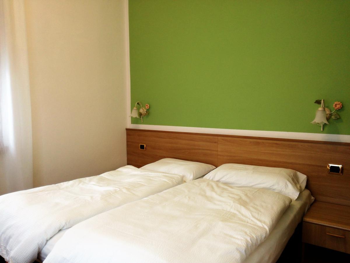 Green Base Hotel B&B Male Luaran gambar